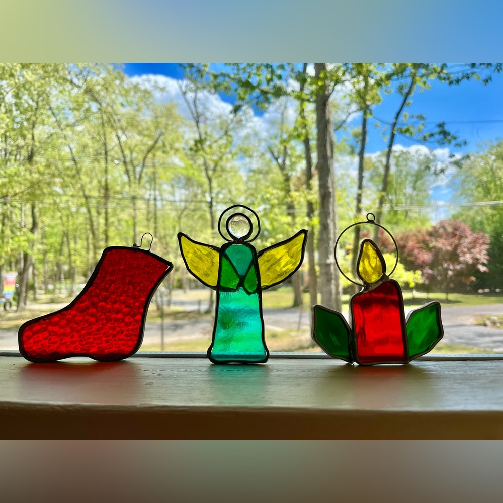 Lot of 3 Stained Glass Lead Trim Sun Catchers Christmas Ornaments